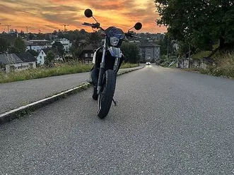 rieju mrt 50 ? top gepflegt & frisch vorgeführt canton zurich -