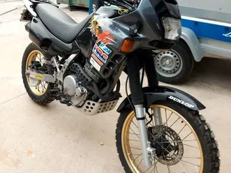 honda nx 650 dominator