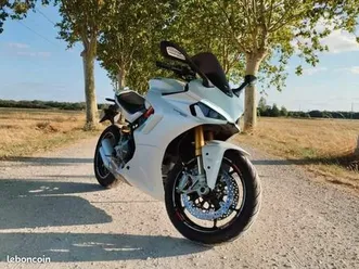 ducati supersport 950s