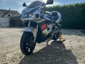gsxr 750 srad