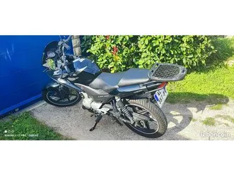 moto 125cm3 honda cbf