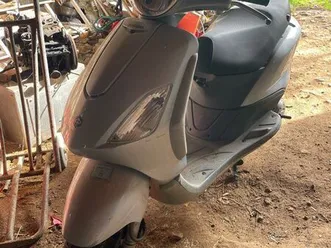 scooter piaggio fly 50 2t