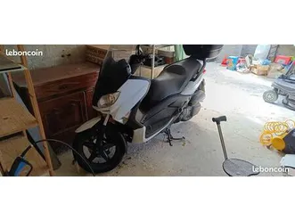 yamaha xmax 125
