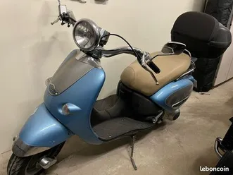 scooter 125 aprilia custom mojito bleu