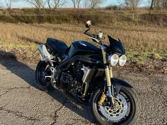 triumph speed triple 1050