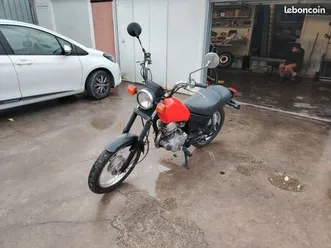 yamaha 125 sr en très bon état