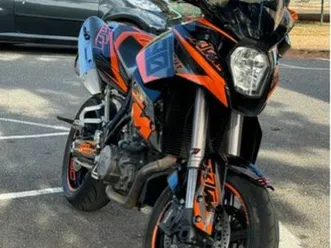 ktm 990 smt abs
