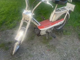 mobylette peugeot 102