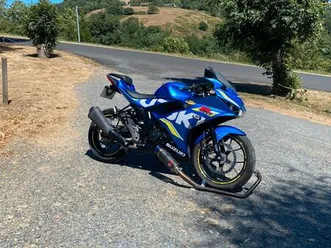 moto 125 gsx-r de 2019