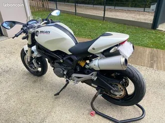 ducati monster 696 – 2009 –