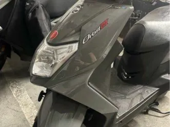 sym orbit iii 50 cc ( euro 5 ) - 4450 km - top case quasi neuf - scooter comme neuf