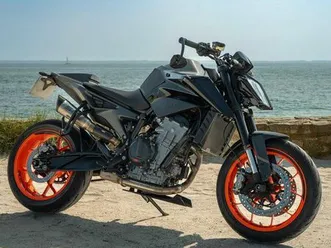 ktm duke 790