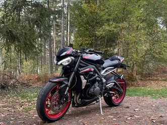 triumph street triple 765 rs