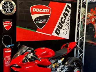 ducati panigale 1199 s