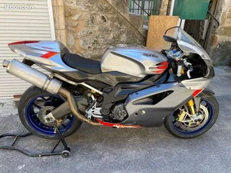 aprilia rsv 1000 r