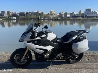 bmw s1000xr avec contrat d’entretien