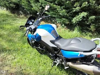 bmw f 800 r – 2011 – 50 000 km – bridée a2 – ligne akrapovic