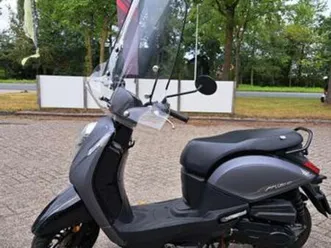 sym mio snorscooter mat antraciet — scooters | sym — marktplaats