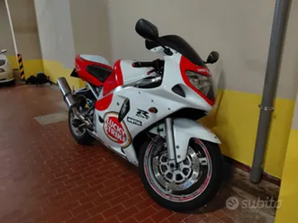 suzuki gsxr 600 k2