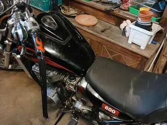 moto kawasaki 600 éliminator