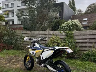supermoto