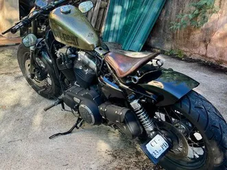 av harley davidson forty height