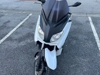 xmax125