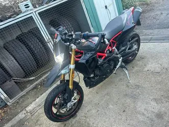 aprilia-dorsoduro-900