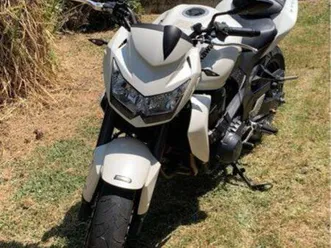moto kawasaki z750 abs