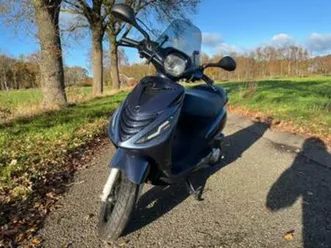 piaggio zip 4t 3v 2022 — scooters | piaggio — marktplaats
