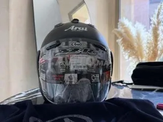 tmax w maroc casque arai neuf offert