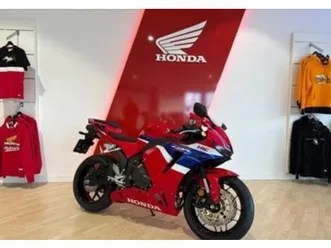 honda cbr 600rr - transport - 6 lat gwarancji benzyna 121km