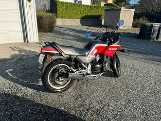 suzuki gsx 750 es