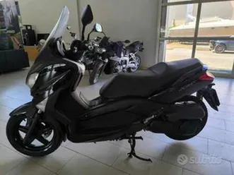 yamaha x-max 250 x