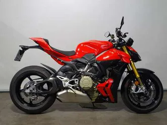 ducati streetfighter v4 s rood