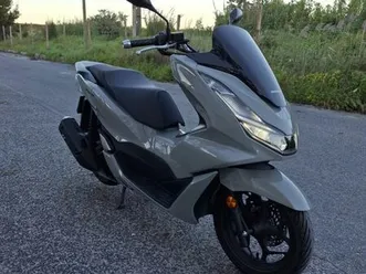 honda pcx 125 cc 2023 póvoa de santa iria e forte da casa