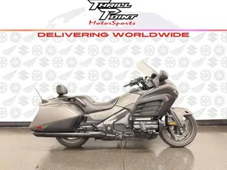 2016 honda® gold wing f6b