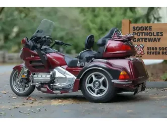 2005 goldwing trike