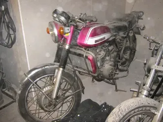 suzuki gt 750 vandbøffel