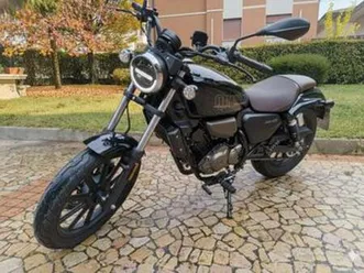 qj motor srv 125 2025 - 1.800 km, come nuova