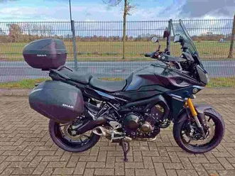 yamaha mt-09 tracer 900 abs extras + helm