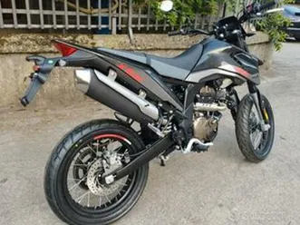malaguti xsm 125 motore aprilia-abs