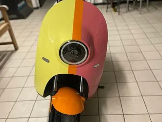 unikat! unu e-scooter move – haribo pico-balla edition –