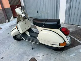 vespa p150x