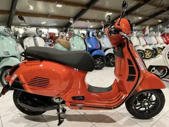 ② vespa gts super sport 125