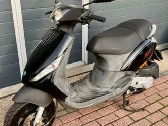 piaggio zip 2020 — scooters | piaggio — marktplaats