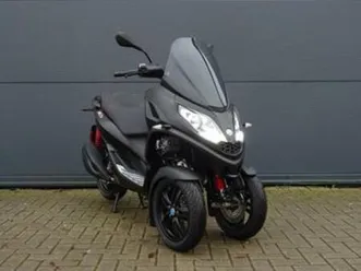 piaggio mp3 300 hpe sport weinig kilometers zgan 2024 — motoren | piaggio — marktplaats