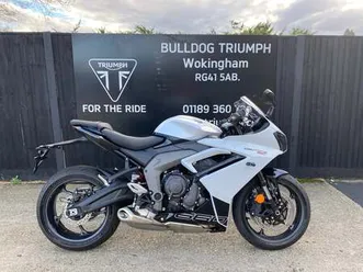 new triumph daytona 660 for sale in wokingham
