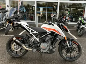 ktm 390 duke 2024 390 cm3 | moto roadster | 5 226 km | blanc | 59240 dunkerque