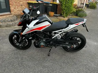 ktm duke 390